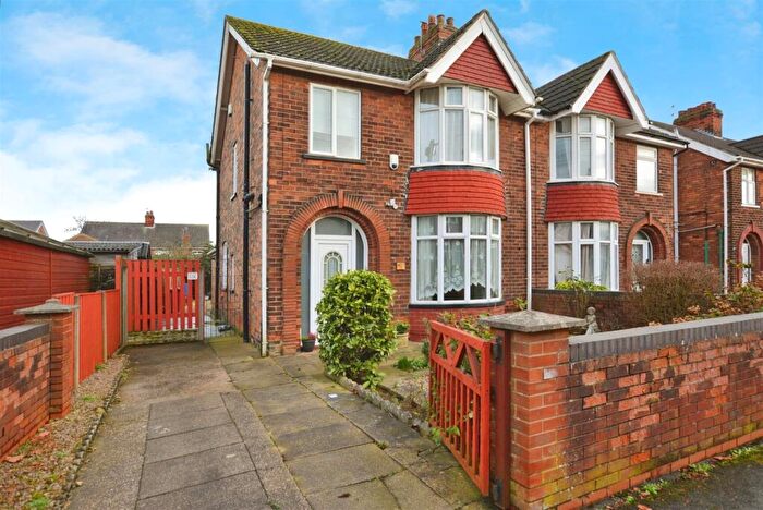 3 Bedroom Semi Detached House For Sale In Eryholme Crescent, Scunthorpe, DN15