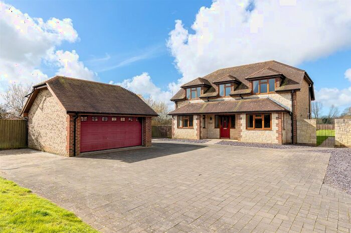 4 Bedroom Detached House For Sale In Main Road, Arreton, Newport, PO30