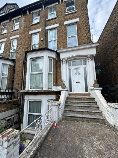 2 Bedroom Flat To Rent In Romford Road, London, E7