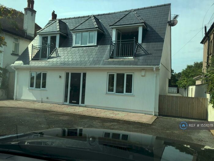 4 Bedroom Detached House To Rent In Swansea, Swansea, SA3