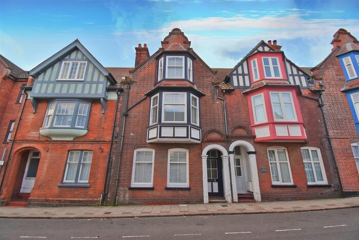 4 Bedroom Terraced House To Rent In Mount Street, Cromer, NR27