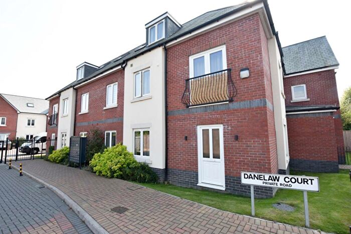 2 Bedroom Apartment To Rent In Paddock Way, Hinckley, LE10