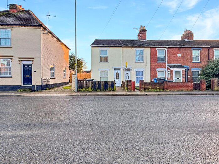 3 Bedroom End Of Terrace House To Rent In Foxhall Road, Ipswich, IP3
