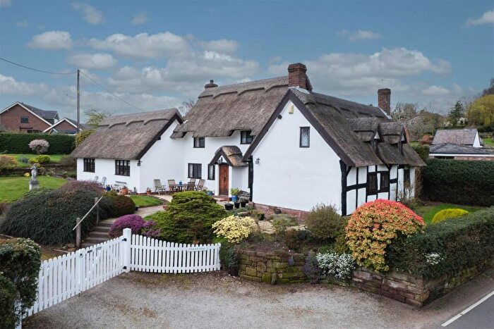 4 Bedroom Detached House For Sale In Royal Lane, Eaton, CW6