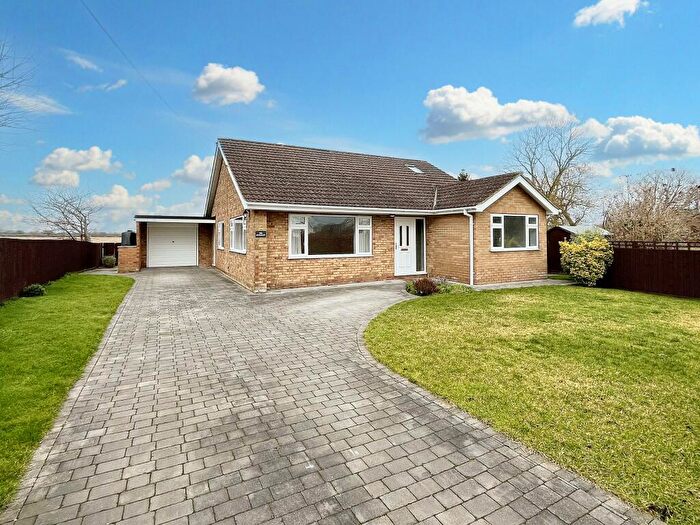 3 Bedroom Detached Bungalow For Sale In Cliff Road, Spridlington, LN8