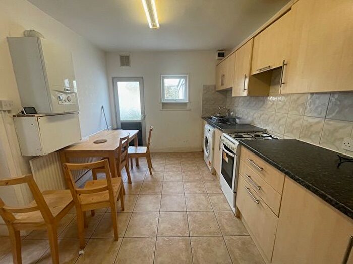 4 Bedroom Detached House To Rent In Vespan Road, London, W12