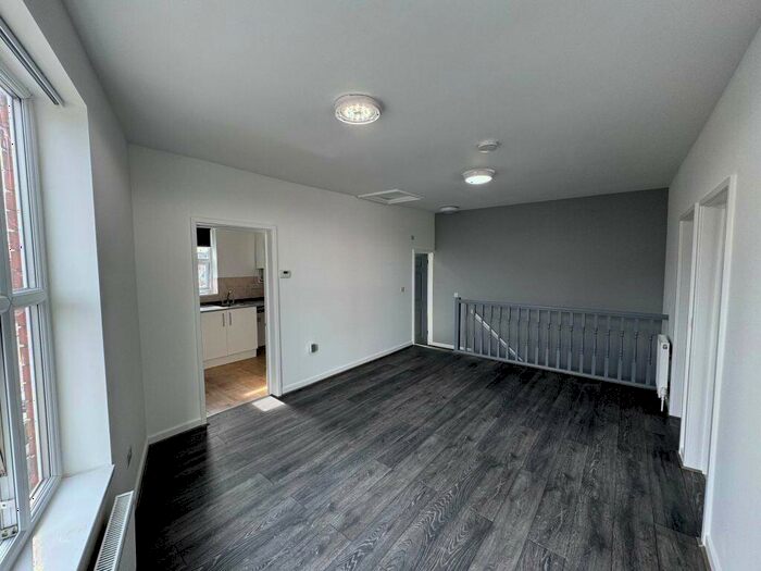 2 Bedroom Flat To Rent In Houghton Street, Leicester, LE5