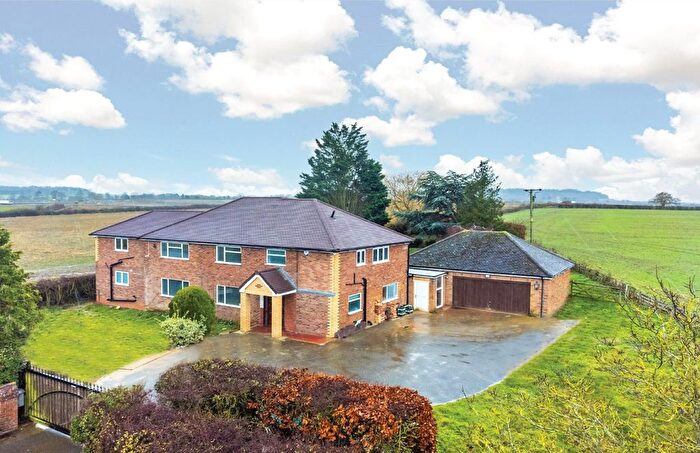 7 Bedroom Country House For Sale In Blackgrove Road, Waddesdon, Buckinghamshire, HP18