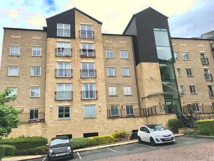 1 Bedroom Flat To Rent In Textile Street, Dewsbury, WF13