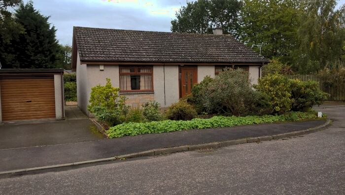 2 Bedroom Bungalow To Rent In Rossie Park Drive, Inchture, PH14