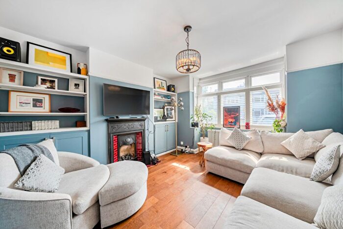 3 Bedroom Terraced House For Sale In Colwood Gardens, London, SW19