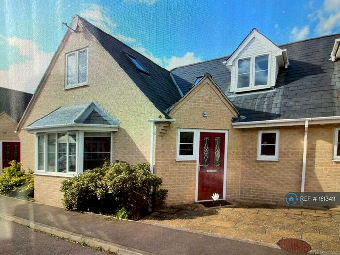 3 Bedroom Detached House To Rent In The Mews, Cambridge, CB4