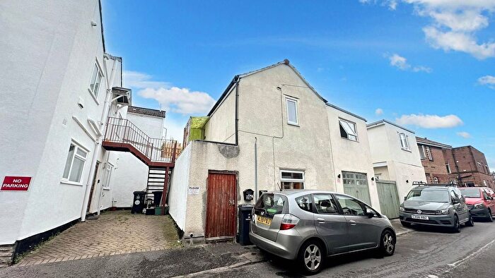 1 Bedroom Flat To Rent In Hill Street, Totterdown, Bristol, BS3