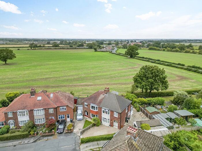 3 Bedroom Semi-Detached House For Sale In Briar Avenue, York, YO26