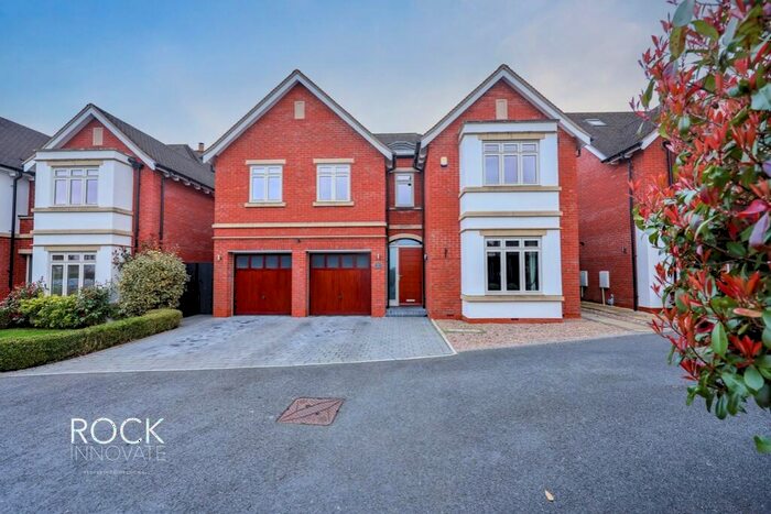 6 Bedroom Detached House To Rent In The Fairways, Sutton Coldfield, West Midlands, B74