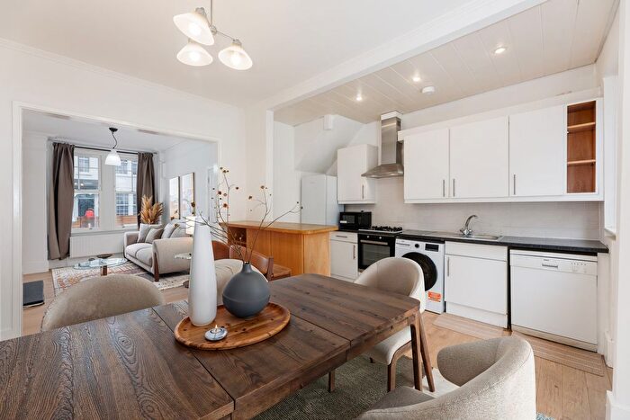 4 Bedroom Terraced House To Rent In Thorpebank Rd, London, W12