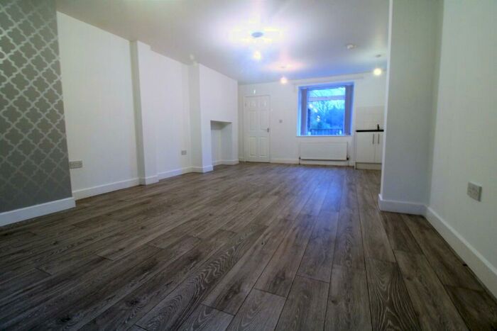2 Bedroom Detached House To Rent In Lee Lane, Horwich, Bolton, BL6
