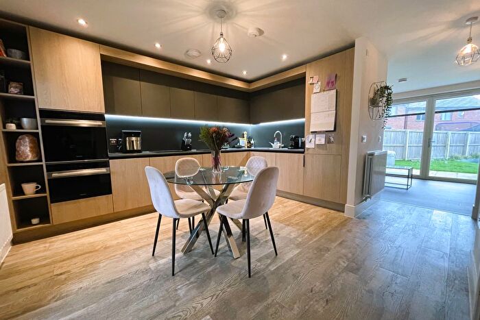 3 Bedroom Detached House For Sale In Poppy Field Way, Carlton-In-Lindrick, Worksop, S81