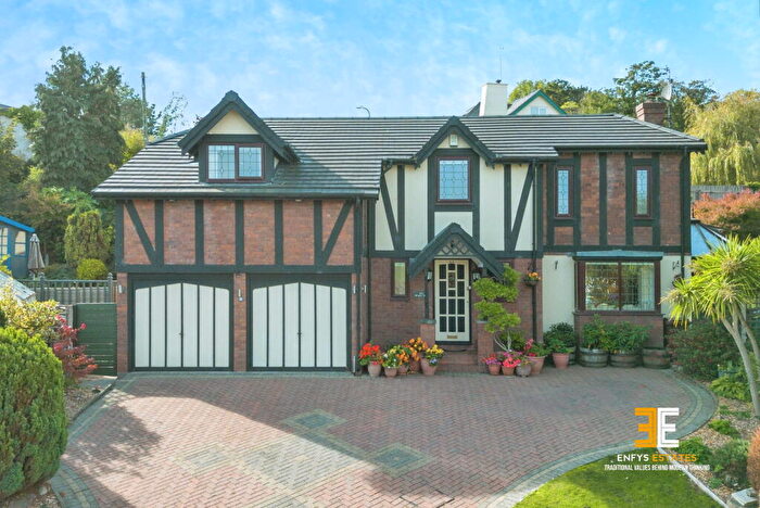 4 Bedroom Detached House For Sale In Vicarage Road, Llandudno, LL30