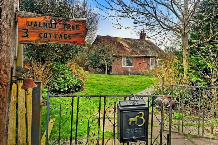 2 Bedroom Detached Bungalow For Sale In Mill Lane, Hooe, Battle, TN33