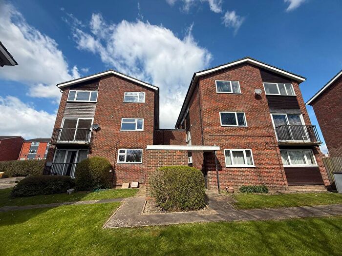 3 Bedroom Maisonette To Rent In Homer Close, Gosport, PO13