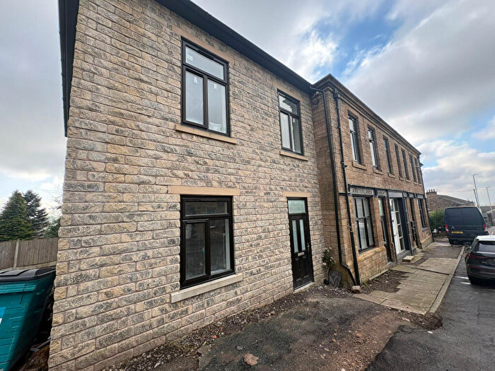 1 Bedroom Apartment To Rent In Flat A, Huddersfield Road, Oldham, Lancashire, OL4