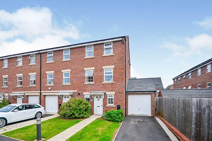 3 Bedroom Detached House To Rent In Sylvan Avenue, Kirkby-In-Ashfield, Nottingham, NG17