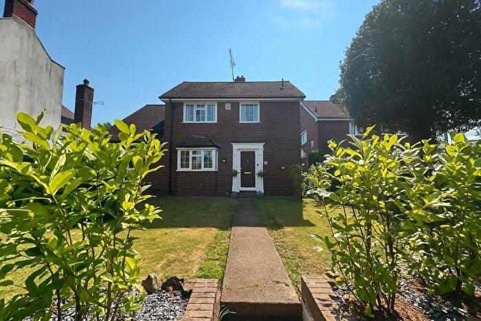 4 Bedroom Detached House For Sale In High Street, Wouldham, ME1