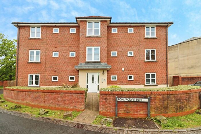 2 Bedroom Flat For Sale In Royal Victoria Park, Bristol, Somerset, BS10