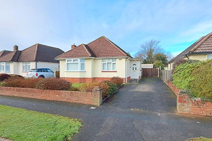 2 Bedroom Bungalow For Sale In Furze Croft New Milton, BH25