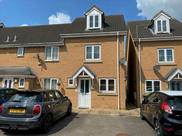3 Bedroom End Of Terrace House To Rent In Wheat Grove, Sleaford, NG34