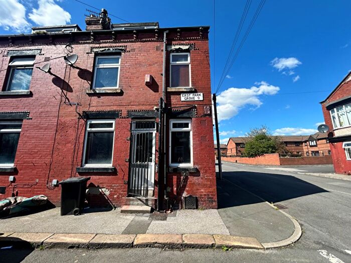 2 Bedroom End Terrace House For Sale In East Park Grove, Leeds, LS9