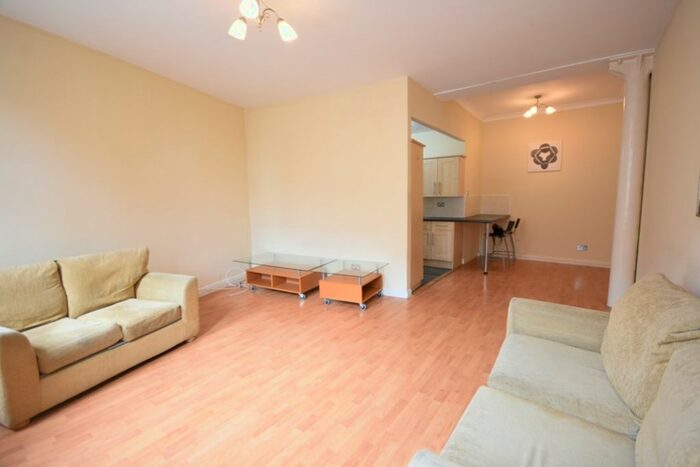 2 Bedroom Flat To Rent In Tower Street, Newcastle Upon Tyne, NE1