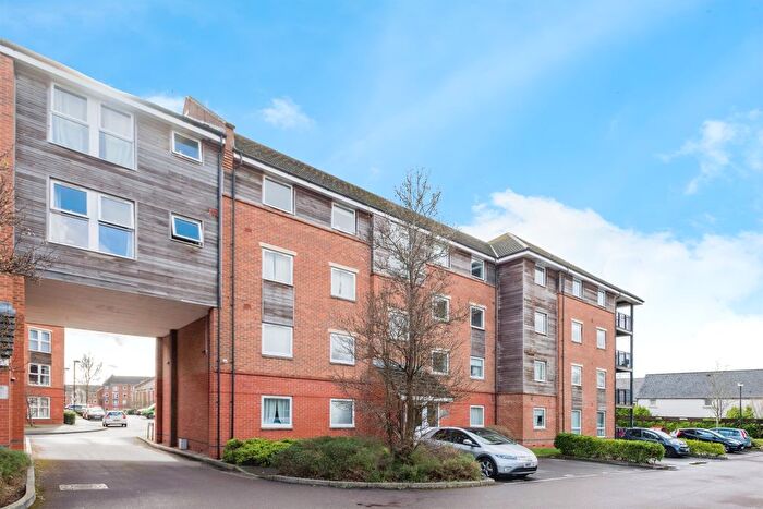 2 Bedroom Flat To Rent In Florey Court, Royal Mead, Swindon, SN1