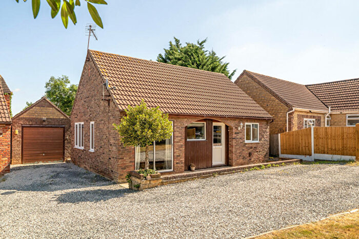 Detached Bungalow For Sale In Renigade, Crossfield Road, Navenby, Lincoln, Lincolnshire, LN5