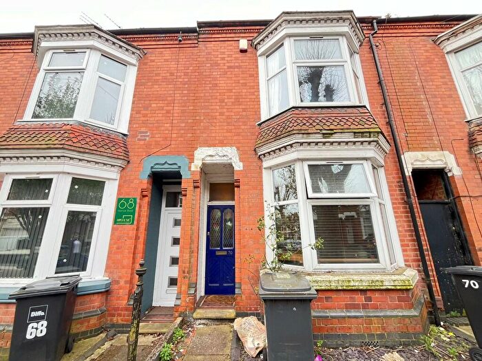 3 Bedroom Terraced House To Rent In Harrow Road, Westcotes, Leicester, LE3