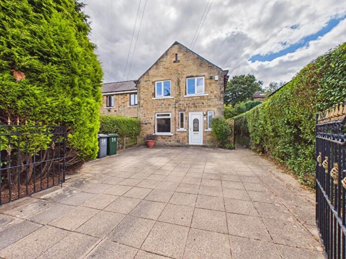 2 Bedroom Terraced House To Rent In Manor Road, Bingley, BD16