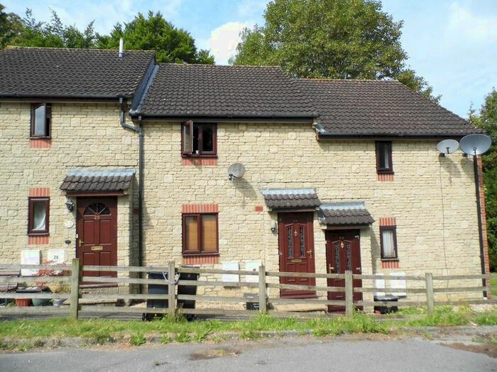 1 Bedroom Flat To Rent In Woodland Park, Calne, SN11