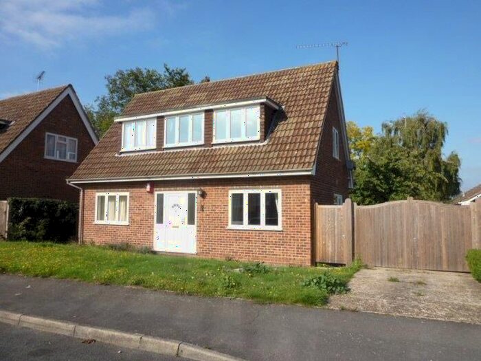 3 Bedroom Chalet To Rent In The Gables, New Barn, Longfield, DA3