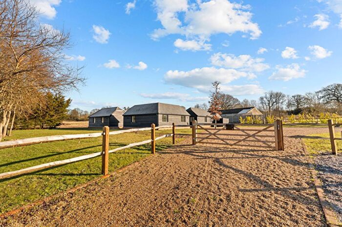 4 Bedroom Barn Conversion For Sale In Guildford Road, Loxwood, RH14