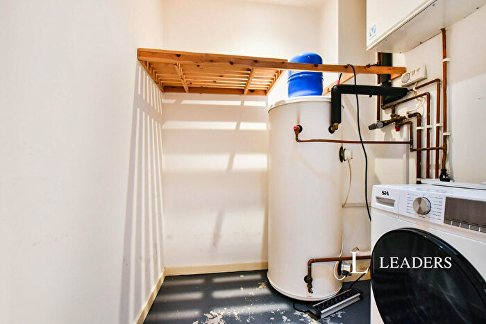 2 Bedroom Apartment To Rent In Skyline Central, Goulden Street, Manchester, M4