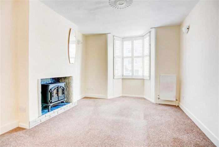 4 Bedroom Apartment To Rent In Upper Rock Gardens, Brighton, BN2
