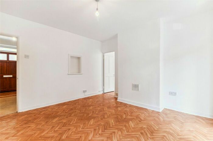 2 Bedroom Flat To Rent In Berners House, Maygood Street, N1