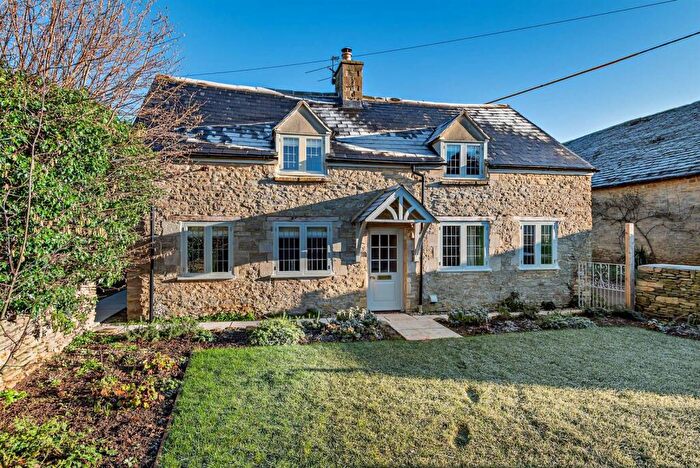 3 Bedroom Cottage To Rent In The Cottage, Kencot, GL7