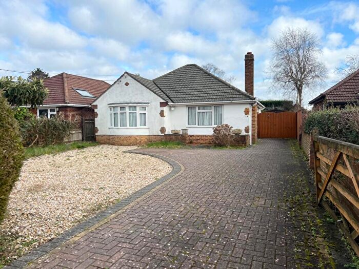 3 Bedroom Detached Bungalow For Sale In Yelverton Avenue, Hythe, Southampton, Hampshire, SO45
