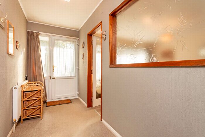 3 Bedroom Bungalow For Sale In Seabrook Court, Seabrook, CT21