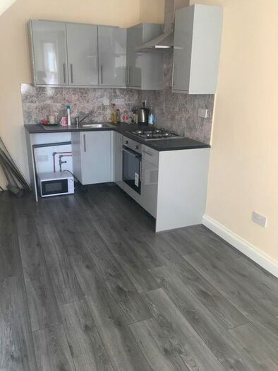 2 Bedroom Detached House To Rent In Wilson Road, London, E6