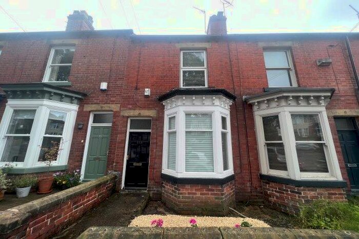 3 Bedroom Terraced House To Rent In Graham Road, Sheffield, S10