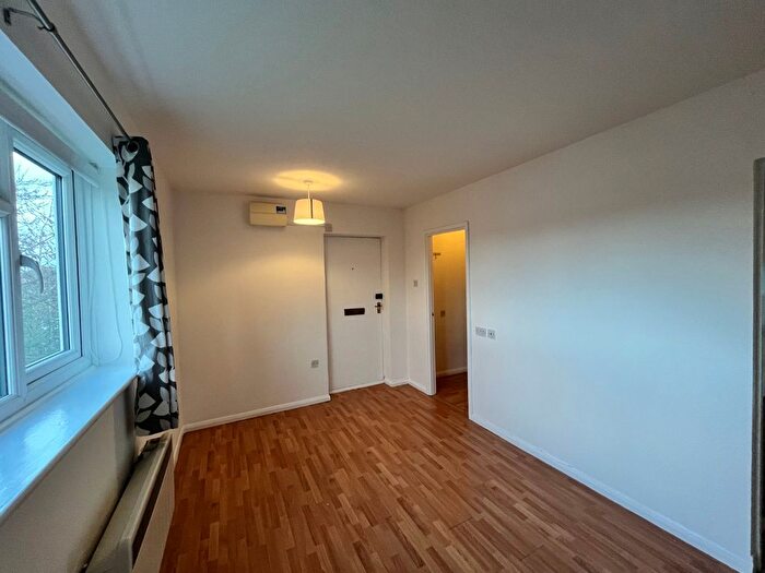 1 Bedroom Studio To Rent In St. Johns Close, Daventry, Northamptonshire, NN11
