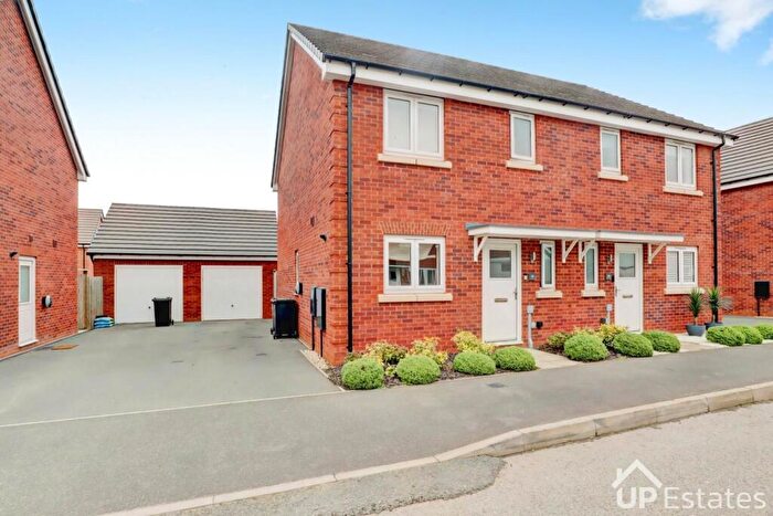3 Bedroom Semi Detached House For Sale In Lilah Way, Bedworth, CV12